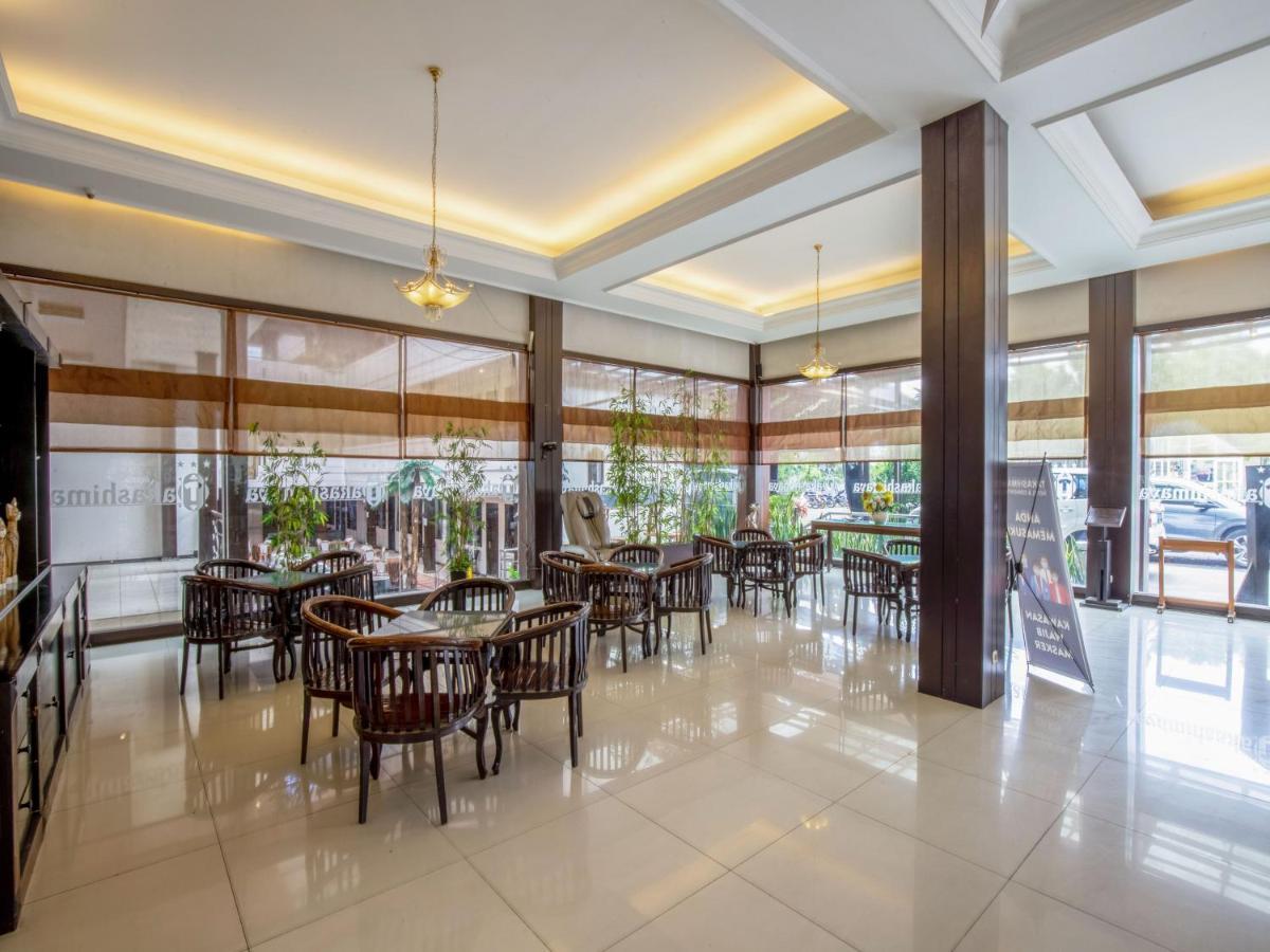 Takashimaya Hotel & Convention Lembang Buitenkant foto