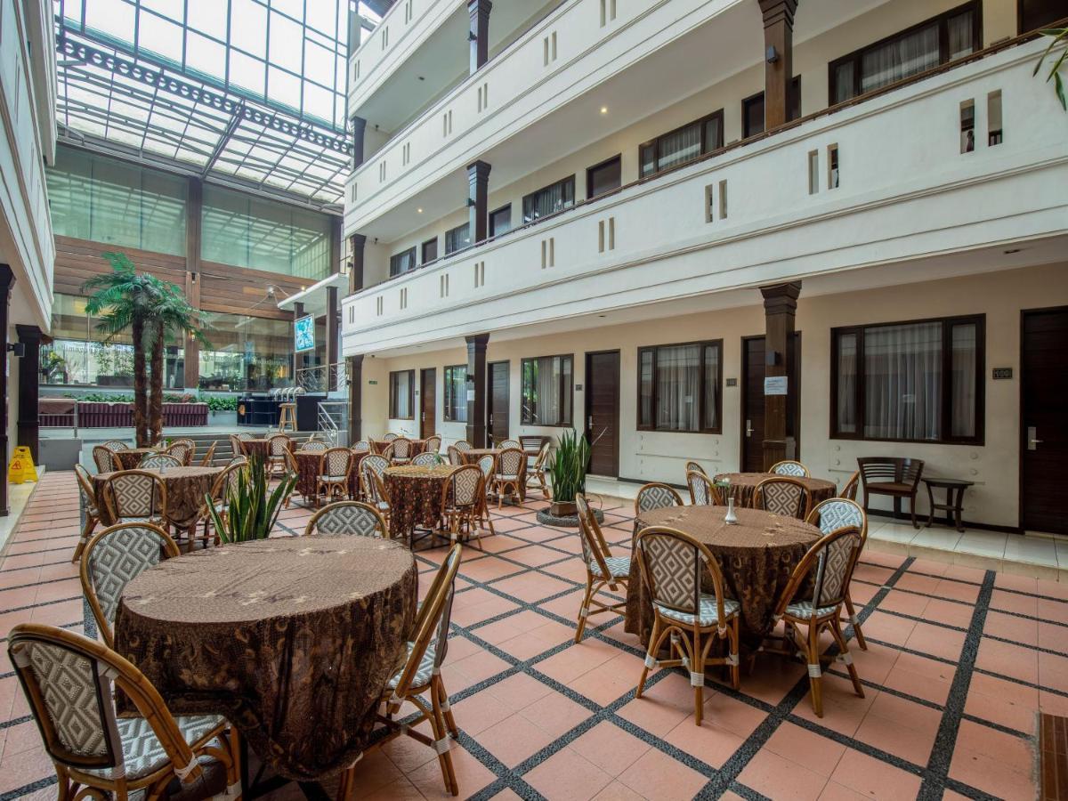 Takashimaya Hotel & Convention Lembang Buitenkant foto