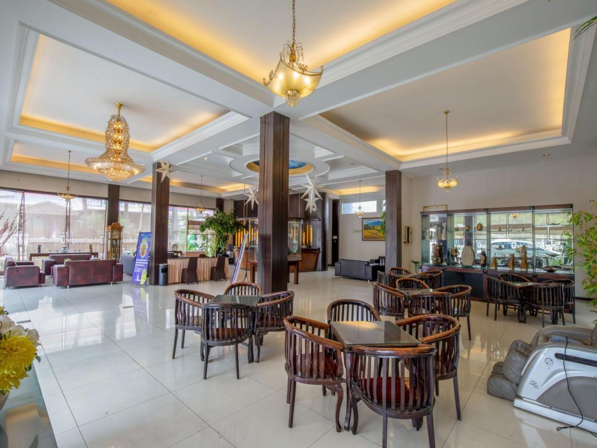 Takashimaya Hotel & Convention Lembang Buitenkant foto